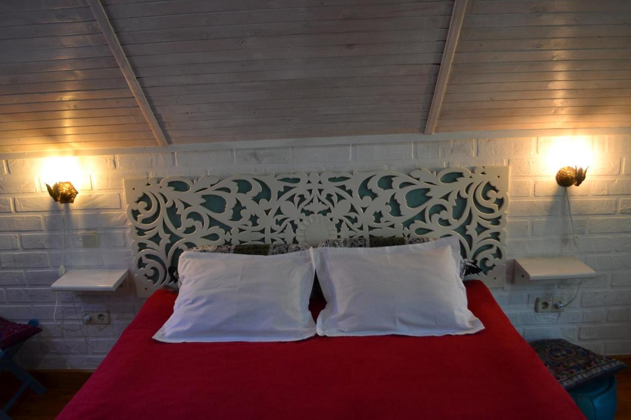 Romantic Guest House Кам'янець-Подільский Екстер'єр фото