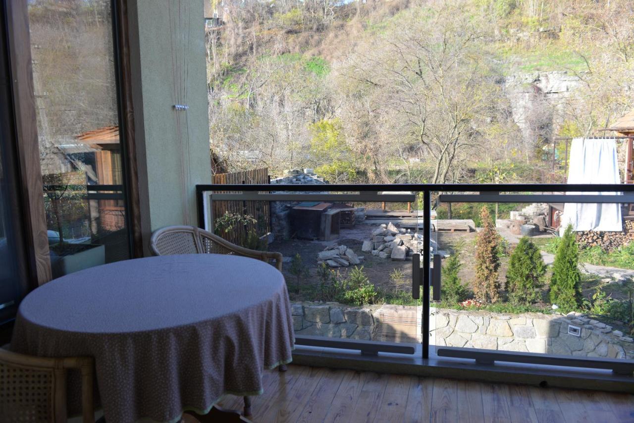 Romantic Guest House Кам'янець-Подільский Екстер'єр фото